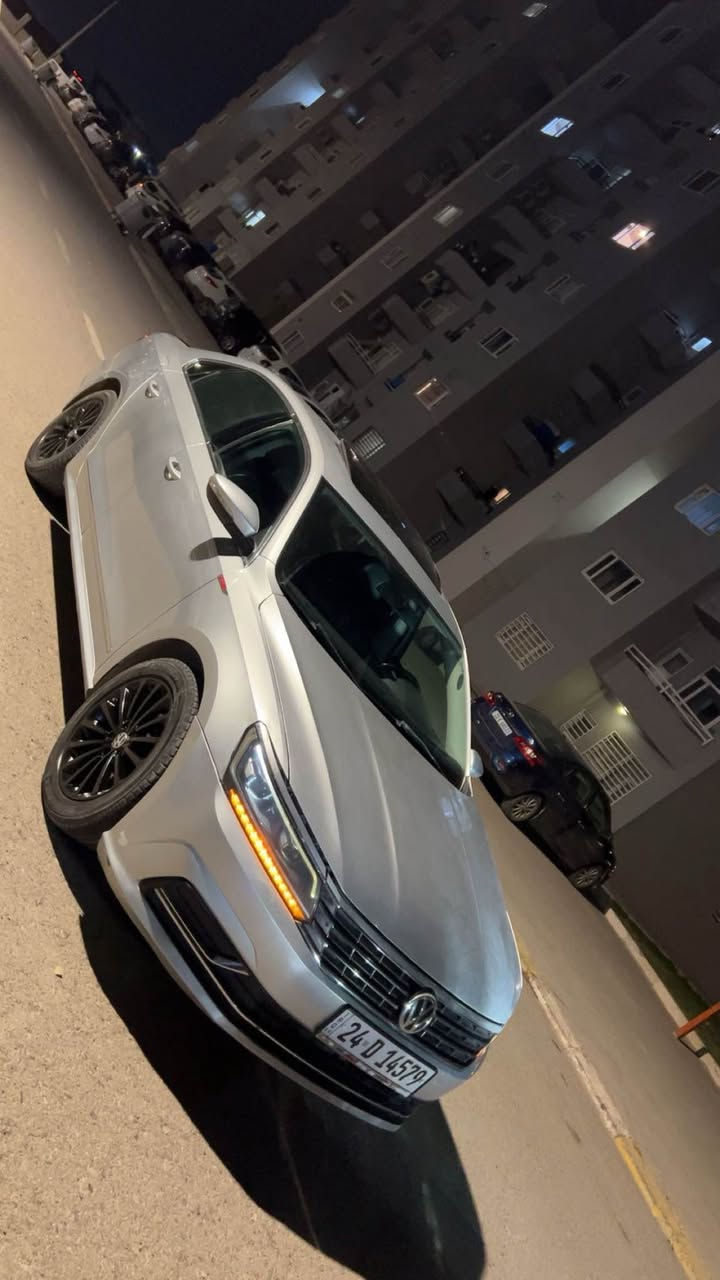 سلام عليكم 
باسات 2017 فول مواصفات se مكينة 1.8 توربو المرغوب 🔥
موصفات سلايت بصمة كشنات جلد كشنات هبتر كشن كهربائي وبعد هوايه مواصفات 
سيارة مكينة 18 توربو المرغوب 
السيارة داخلة كلين للعراق  هنا بل عراق صاير بيها حادث بونيد وباب بدون دواخل بدون ايرباك وبيها تعديلات بارد بدون دواخل بشرط
كير ومحرك بشرط 

سعر السيارة  140) ورقة وبيها مجال للشراي 

تواصل خاص او واتساب.   *********** أربيل, العراق
