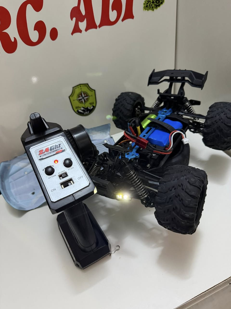 اسعد الله اوقاتكم
بيست ماكس 1:16 مستعمل لوك شرط شغل تريد وياها طخم الامنيوم اكو هم سعر سياره 50 الف وطخم الامنيوم 15 الف


**إذا كنت صاحب هذا الإعلان وتريد حذفه لأي سبب، رجاءا أرسل رسالة إلى الدعم الفني**