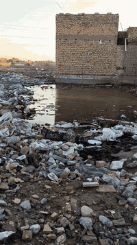 بسم الله قطعه ارض للبيع مساحه 100 متر عنوان بغداد سبع قصور شارع المشروع شارع 20 قرب مستوصف ومدرسه الشراي يتصل.  ***********
