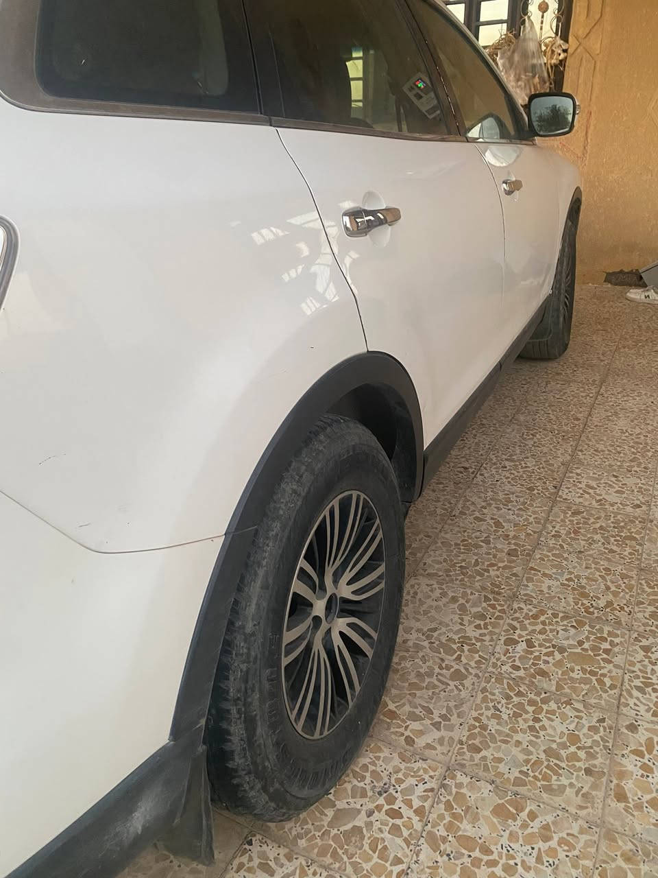 سلام عليكم من رخصه الادمن
مازدا  9_ CX سياره نضيفه مرتبه 
مابيها ضرر مابيها صبغ صدر نضيف 
تبريد خير من الله موصفات حلوه 
شفتات تحكم سترين 
كير عادي واوتو 
تجي شوف وبيك خير وتدلل 
رقم صاحب سياره : ***********
***********
