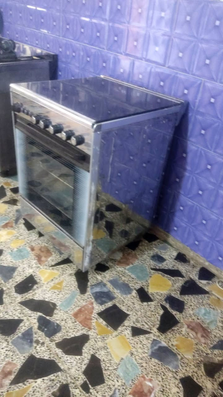 طباخ تكنو مستعمل نضيف فرن فوگ وجوه سعر 125 عنوان بغداد فلكه حي النصر قرب مطعم كباب سليمانيه للستفسار اكثر اتصل على الرقم ***********
