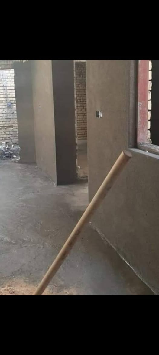 لبخ درجة اولى شغل هندسي وتنضيف البيت من ضمن الشغل تستلم نضيف الديوانيه مركز ***********
