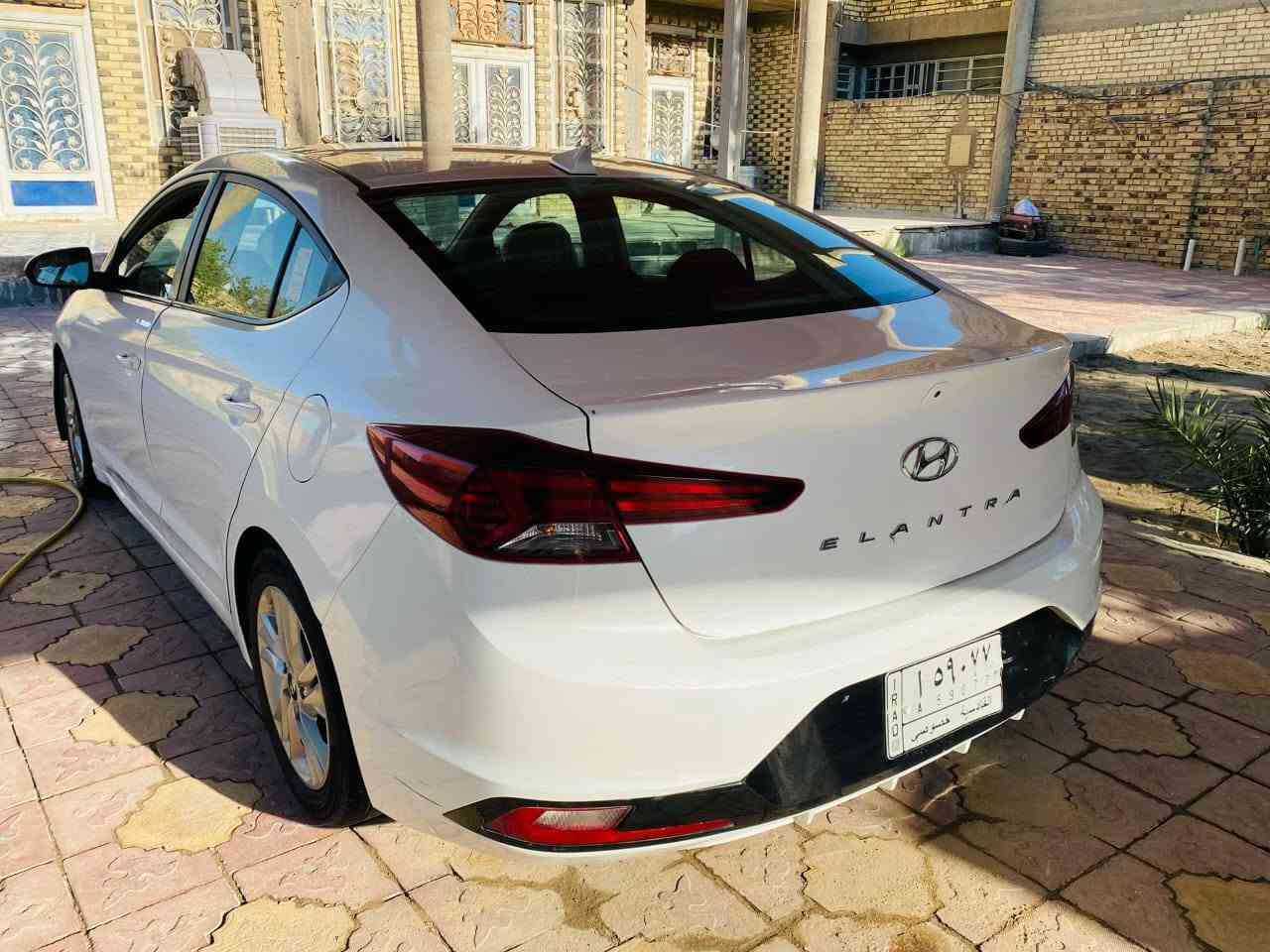 سلام عليكم النتره لبيع موديل 19 شكل 20 وارد امريكا بيه جاملغ وبنيد تبديل صبغ باب سائق مكينه 2000 دوش   كير التي حداديه خير من الله سياره مكانه كربلاء سعر 120 وبيه مجال ***********
