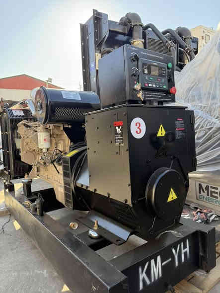 كمنز 102كيفي 150سيرفزكامل  شاشه. فول اتو رديتر جبير *********** ***********
