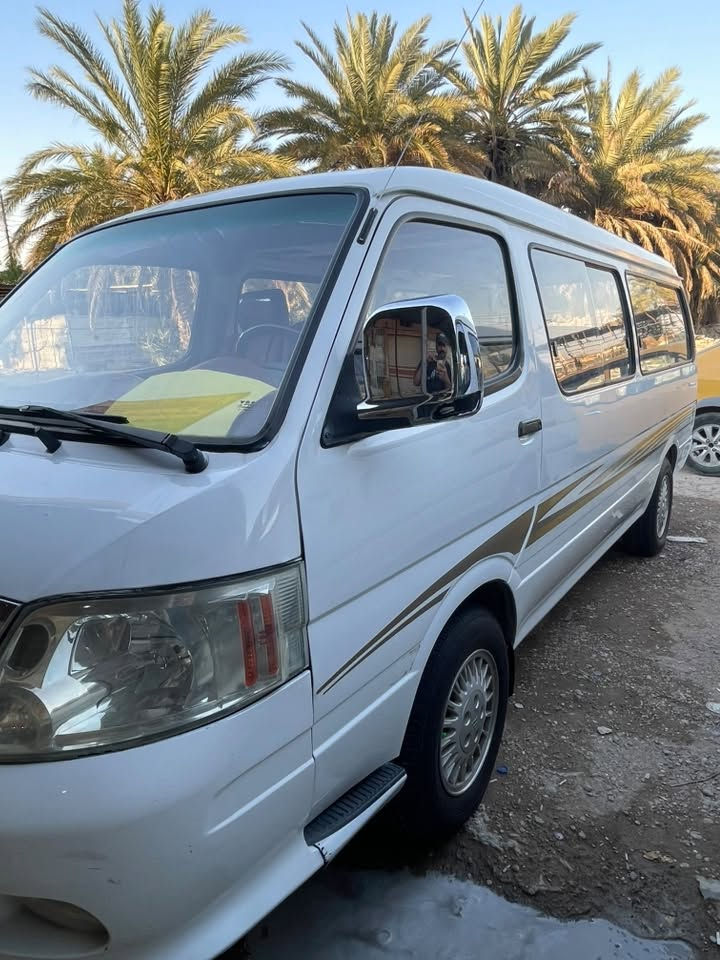 فتون موديل ١٤ سياره جاهزه مكينه وكير قبل شهر مشدودات جدد راديتر جديد صدر امامي خلفي جديد كهربائيات كلهة شغاله تبريد تتدفئ شغالات بس التبريد من بدلت المكينه الكمبريسر الجديد اختلفن بوارية 
دوشمه جديده بعدهة عبري ماصاعد بيهة 
سياره جاملغاتهة مغلفه سياره  جديده مال خط بس مامشتغله بالشارع ماشيه ١٧٠ الف سياره بسمي انكليزي جديد وهزه جديده سنويه ٢٧ 
بيهة صبغ دواير الاماميه ومكانات جماليه بدون ضربه 
مكاني بغداد الحسينيه سعرهة ٨٦ وبيهة مجال او مراوس ب٩ وفرق 
***********
