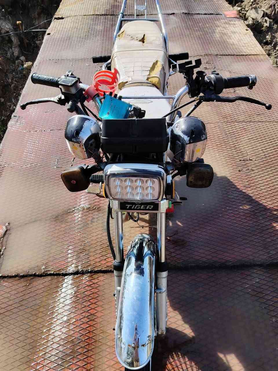 دراجه تايكر سونك حلاويه مديل 23 دوانيه ناحيه مهناويه ***********
