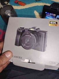 كامرة جديده غير مستخدم k5 الي يحتاجه هاذة رقمي 07705264843 متواجد خاص ...