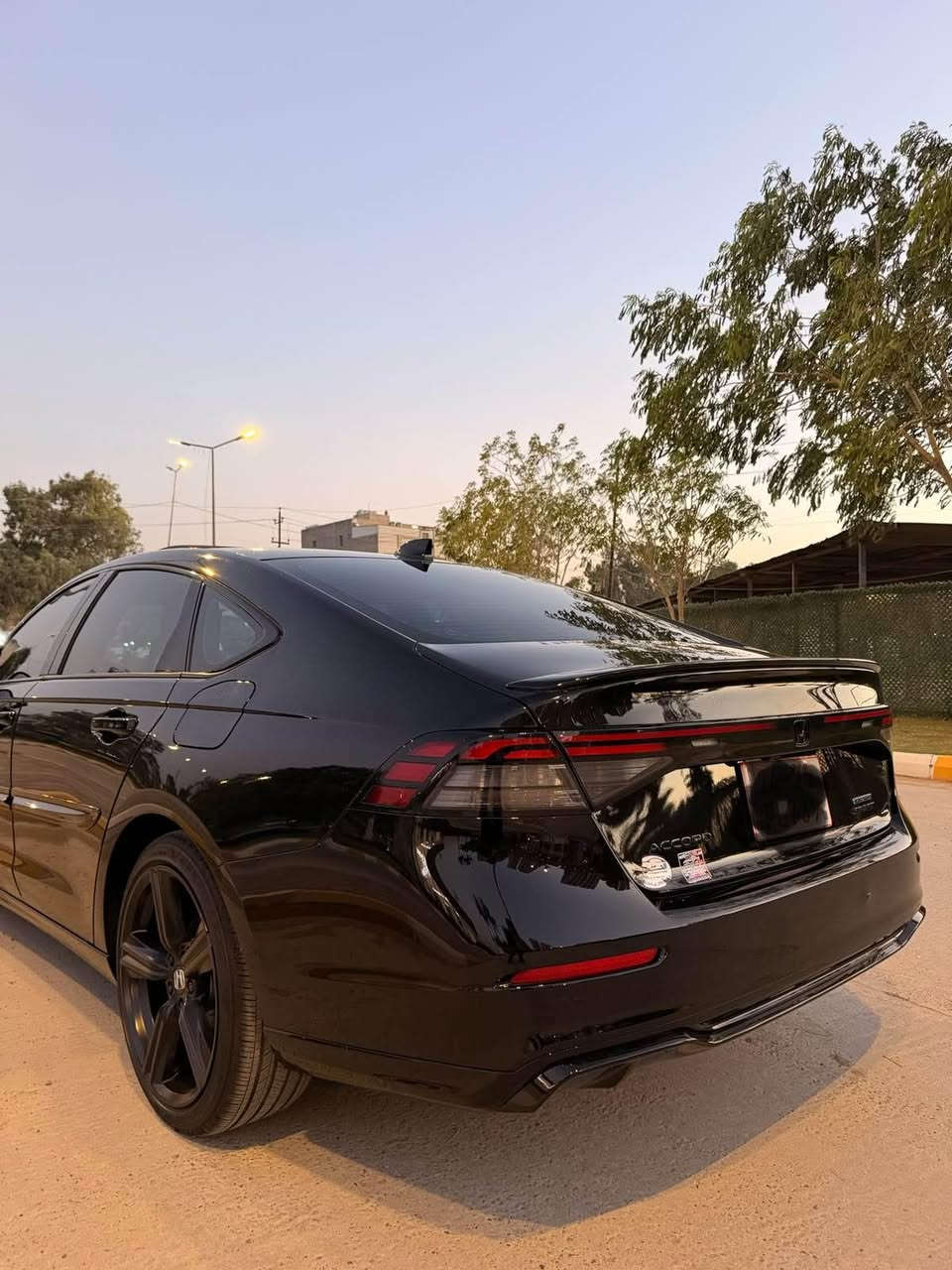 🔥 للبيع – هوندا أكورد سبورت L هايبرد 2025 🔥

🖤 اللون: أسود بلاك توب
🚘 الفئة: Sport L Hybrid
📍 الممشى: 7600 ميل فقط
🚘السعر: 187 بدون رقم وبيه مجال بسيط
الي يدور اسعار مهجوم خل يدور يلكه

✨ سيارة بحالة الوكالة ومواصفات كاملة جداً:

✅ منظومة هايبرد اقتصادية وقوية
✅ رادار أمامي
✅ رادار جانبي (Blind Spot)
✅ مثبت سرعة ذكي
✅ نظام المحافظة على المسار
✅ شاحن لاسلكي
✅ شاشة كبيرة حديثة
✅ كاميرا خلفية
✅ تشغيل بصمة وستارت
✅ حساسات متعددة
✅ إنارة LED كاملة
✅ جنوط سبورت أصلية
✅ داخلية فخمة ونظيفة جداً
✅ سيارة لا تحتاج أي مصروف

 🚘🚘 السياره ربع بنيد صبغ فقط  بدون اي دواخل

🚨 سيارة شبه جديدة بمظهر رياضي أنيق ولون أسود

❌ البيع فقط – بدون مراوس أو تبديل رجاءً
📞 للتواصل:*********** بغداد, العراق
