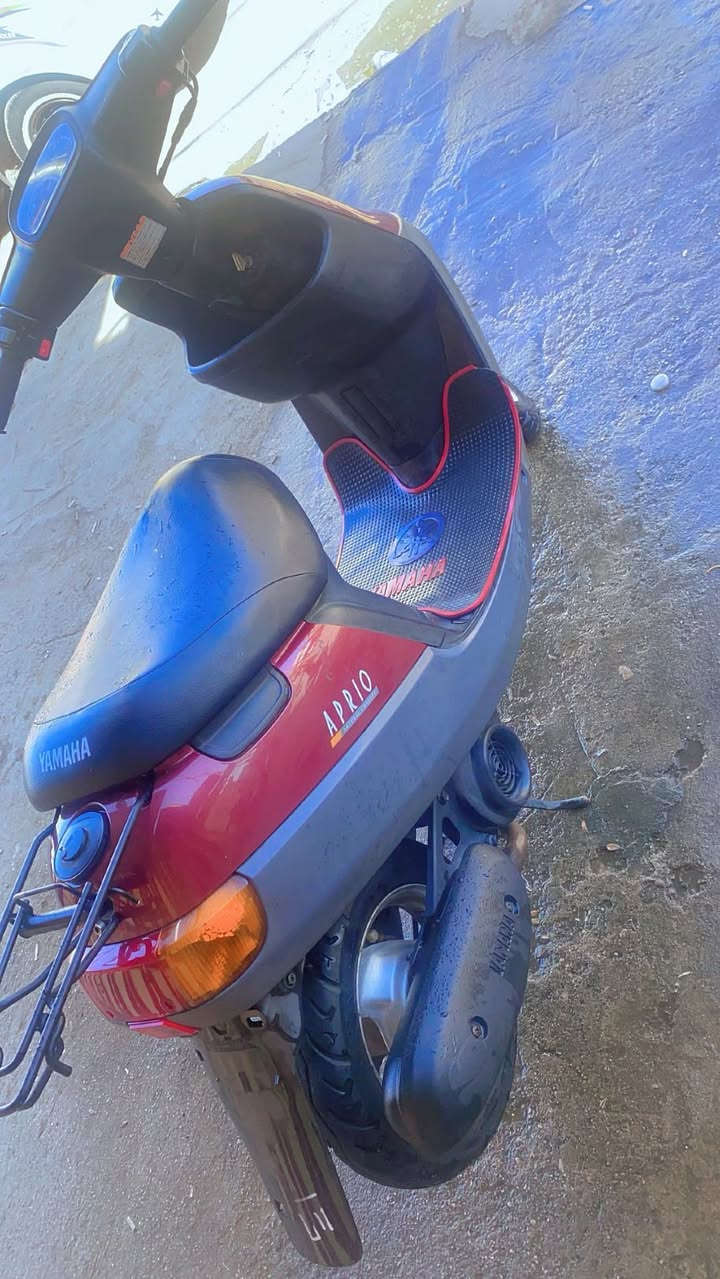 السلام عليكم ورحمة الله 
دراجه بطه مديل 2000 
مال حاويه برغي مامفتوح جديده 
ماشيه ٢١٠٠ متر شرط مكاني كربلاء 
هاتف *********** 
السعر ٨٠٠ وبيها مجال قليل
