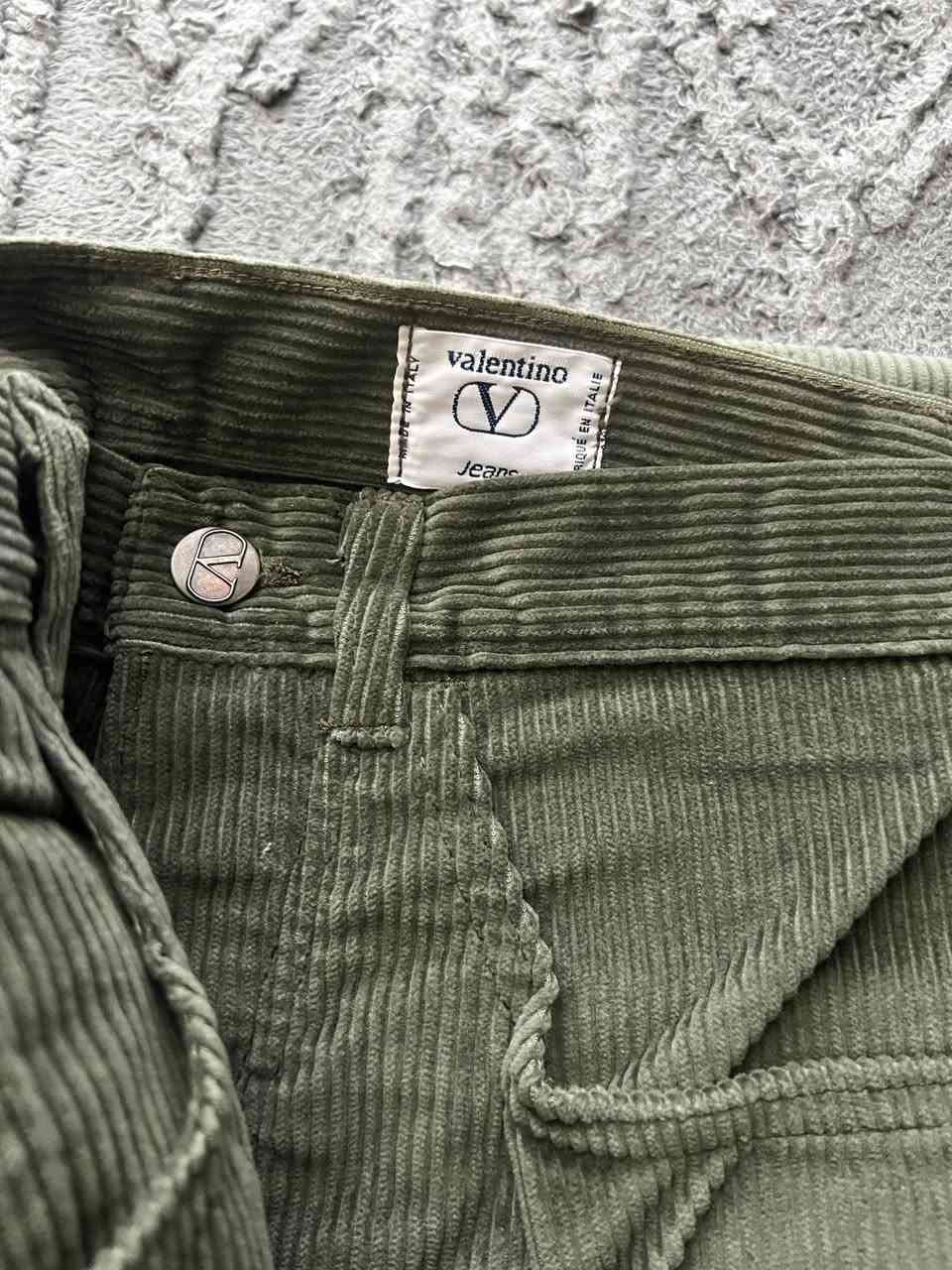 متوفر بنطرون valentino
ايطالي  قياس الكمر ٣٠
السعر١٥ الف


**إذا كنت صاحب هذا الإعلان وتريد حذفه لأي سبب، رجاءا أرسل رسالة إلى الدعم الفني**