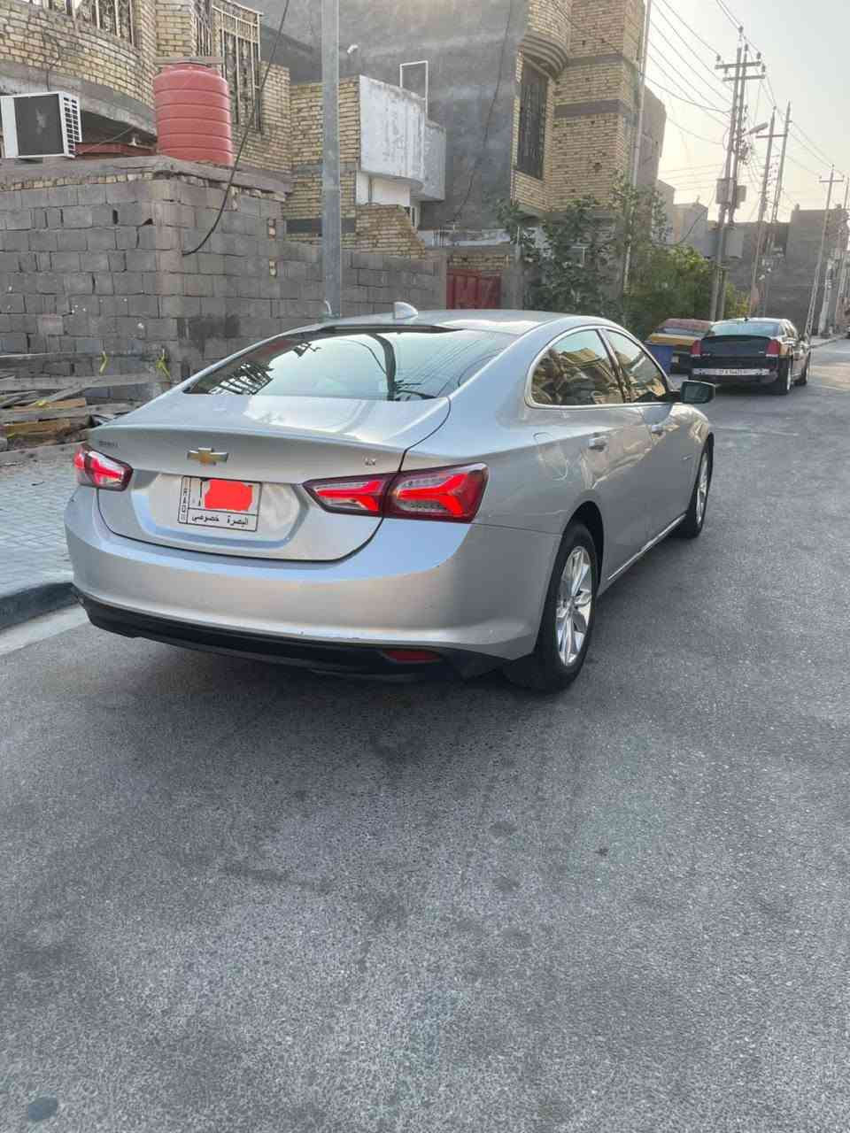ماليبو 2021 بصره معوقين باقي اشهر وصير حره يسوي وكاله عامه وارد أمريكي حادثه واضح بصور بنيد صبغ وجاملغ بدون لا لغود ولا شواصي السعر 77 ورقه بيع مستعجل سياره كلش جديده وجاهزه تخم تاير جديد وتبريد ثلج منظومة جديده  بس حداديه 70بلميه مواصفات فول عدا البنرامه  ماشيه 100 الف كلشي بيها بلاد  رقمي *********** أو رقم الثاني *********** مكاني بصره ياسين خريبط قرب شارع سناتر اخوان وضحت كلشي والشراي يتصل البصرة, العراق
