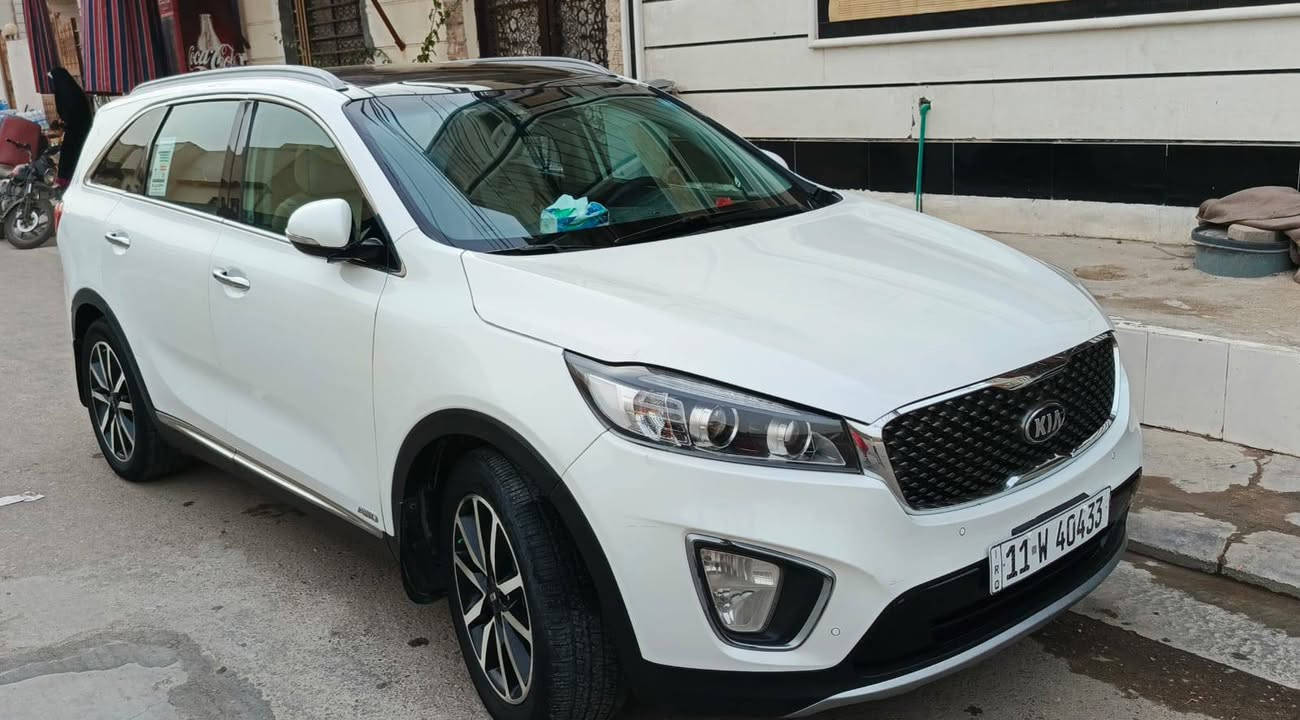 سورينتو للبيع سبعه راكب
موديل:2016
باسمي 
كويتيه فول مواصفات 
رقم بغداد السونار مرفق مع الصور
السعر:180. بيهة مجال قليل 
مكان السياره كربلاء 
الهاتف :***********
