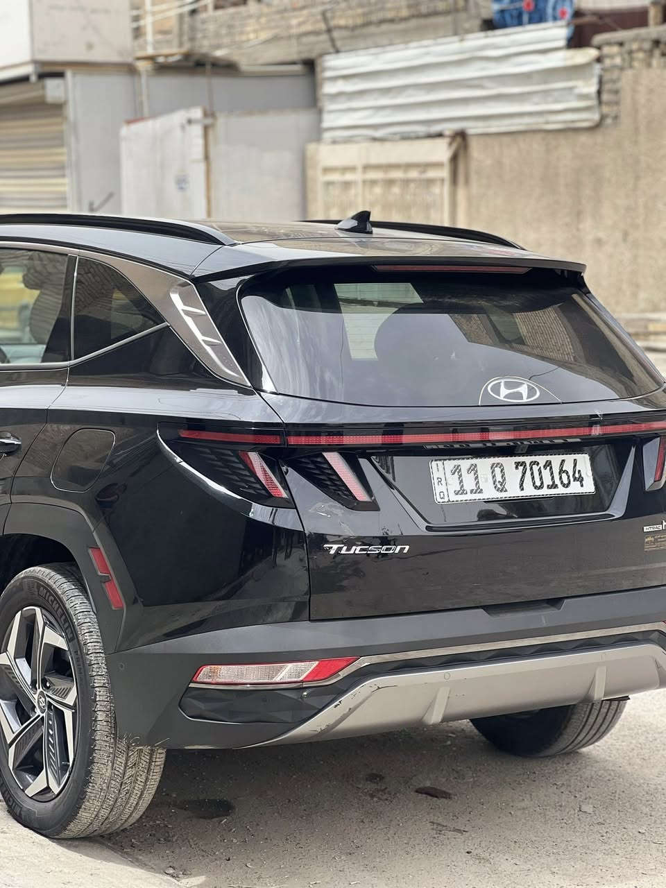 سلام عليكم
توسان ٢٠٢٣ هايبرد 
سياره فول مواصفات 
سياره حادث  ربع بنيد بارد بدون صبغ
سياره حلوة كلش احلة من لصور 
سياره ٢٢٠ وبيهة مجال 
***********
