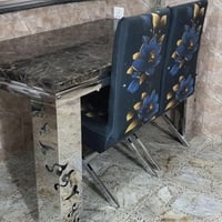 ميز طعام ستيل  اربع كراسي  الكرسي الرابع مكسور 07730332993 الامين
