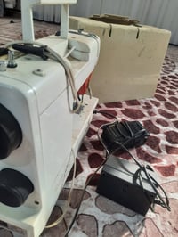 مكينه ابرذر وضيفته 1_تطريز 2_تثقيب ابيوت دكم  3_اوفر  4_اخياط عادي الس...