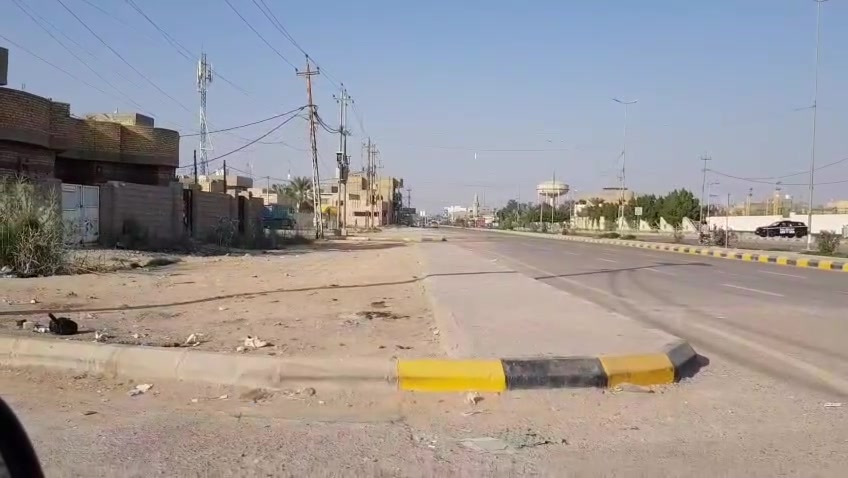 للبيع بيت في واسط قضاء الحي 
حي الوحدة 

المساحة 180 متر طابقين 
غرفتين وصحيات فوك 
غرفة ومطبخ وهول واستقبال وصحيات داخلية وخارجية 
السعر 95 
للشراي   ***********   واتساب
