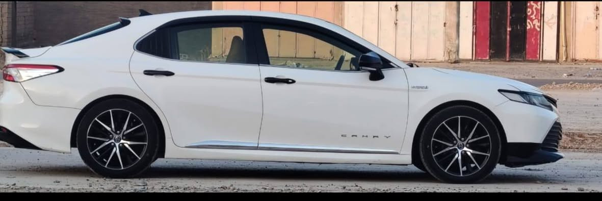 السلام عليكم 
  كامري تكسي دبي  موديل2020 مسجل 2022مصبوغه عام تغير لون رقم بغداد دولي جديد بدون ضرر فقط تبديل باب السايق سرقه 
كير محرك تبريد تايرات بطاريات كلا شرط 
السعر 132 بيه مجال شي قليل 
العنوان صلاح الدين تكريت 
رقم ***********
