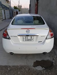 ٢٠١٢ • مكينة ٢.٥ • رقم دولي