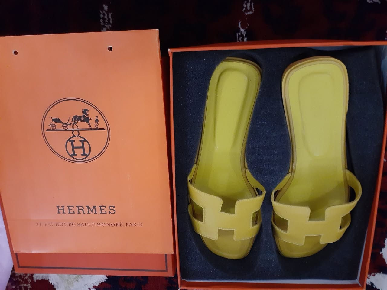 ماركات تخبل تخبل والعيد جاي قيم كل قطعة وبلعافية عليك ***********
