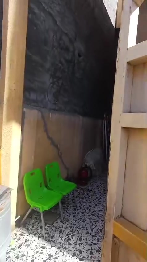 السلام عليكم يوجد بيت 240متر يحتوي على صاله واربع غرف نوم ومطبخ وحولي وخدمات في منطقة الدوانم بشارع بغداد بسعر 12000000مليون وبيه مجال
يوجد بيت مساحه 125 متر طابقين يحتوي على 3 غرف نوم وحده جوه و2 فوك درج داخلي ودرج خارجي وحده من الغرف سويت سعره8000000مليون وبيه مجال بس مستعجل

يوجد بيت مساحه 600 متريحتوي 3 غرف نوم وحديقة كبيره وصاله كبيره مطبخ كبير وخدمات سعره 16000000 مليون وبيه مجال بسيط بيع مستعجل 

يوجد بيت مساحه 90 متر يحتوي على غرفتين نوم وصاله وحولي ومطبخ وخدمات بالدوانم مكانهن سعره 65 مليون وبيه مجال
السلام عليكم يوجد بيت 240متر يحتوي على صاله واربع غرف نوم ومطبخ وحولي وخدمات في منطقة الدوانم بشارع بغداد بسعر 12000000مليون وبيه مجال


**إذا كنت صاحب هذا الإعلان وتريد حذفه لأي سبب، رجاءا أرسل رسالة إلى الدعم الفني**