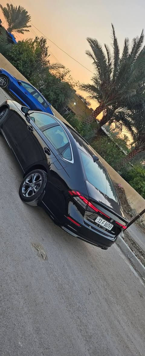 بنيد مبدل وجاملغ بارد اعله فئه
هوندا اكورد 24 xle
السيارة ماشية 30
• مكينة 2000 هايبرد تنفس طبيعي
• شفتات ستيرن 
• شاشة كبيرة
•كشنات جلد
•فتحة سقف 
• كاميرا خلفية    
• رادار امامي
• مانع تصادم
• محدد مسار 
• تصحيح مسار
•بصمه تشغيل ابواب 
• مثبت سرعة
• مانع انزلاق
• دخول ذكي 
• إنارة ترحيبية
• هندبريك كهرباء 
• حساسات مطر 
• أوامر صوتية
• 3 أنظمة قيادة
تشغيل عن بعد 
كشن كهرباء 
شفتات ستيرن 
تبريد قطعتين 
خزن ميموري 
حساس امامي 
حساس خلفي
كشنات اثنين كهرباء 
السعر 183ورقه بلاش  $مجال بسيط 
  🔰الحادث 🔰
موضح بل صور 
بغداد زعفرانية 
***********اسيا 
***********اثير
