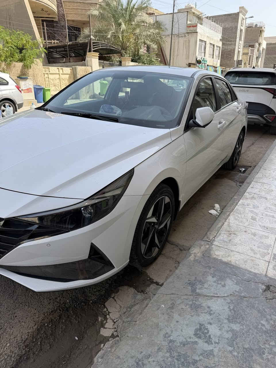 النترا 2023 خليجي
رقم اربيل بأسمي
محرك 2000 doch
عداد 34 الف كيلو
3 انظمة قيادة
تحكمات ستيرن
قطعتين تبريد
فتحة سقف
مرايات شفط
تخم تايرات جديد
السيارة ما بيهة اي نقص تشغل و تطلع
الضرر : حالوب بسيط بالسقف / ضرر بسيط بالجاملغ خلف السايق مصلح بارد / ضرر بالدوسة جهة بصف السايق تقريباً شبر مصلح ايضاً و موضح بالصور شغلهن .
السعر : 170 $
***********
مكاني زيونة 

شراي هلا بيك و تدلل 
مو شراي لا تكسر بحلال الناس و الله يرزق الجميع 🤍

