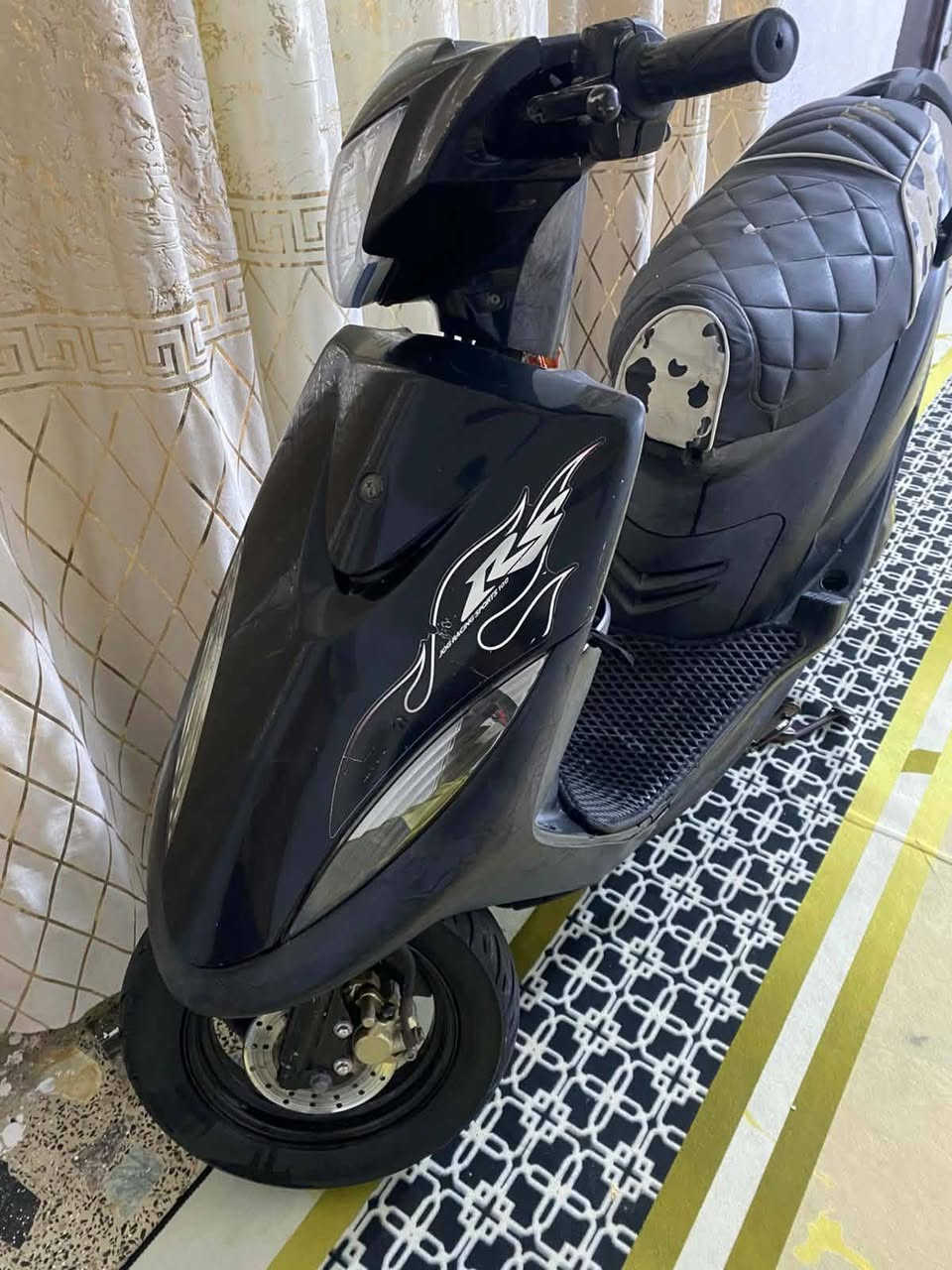 دراجه للبيع مكفوله مكينه وكفر بكاني حي نصر سعر 750 رقمي ***********
