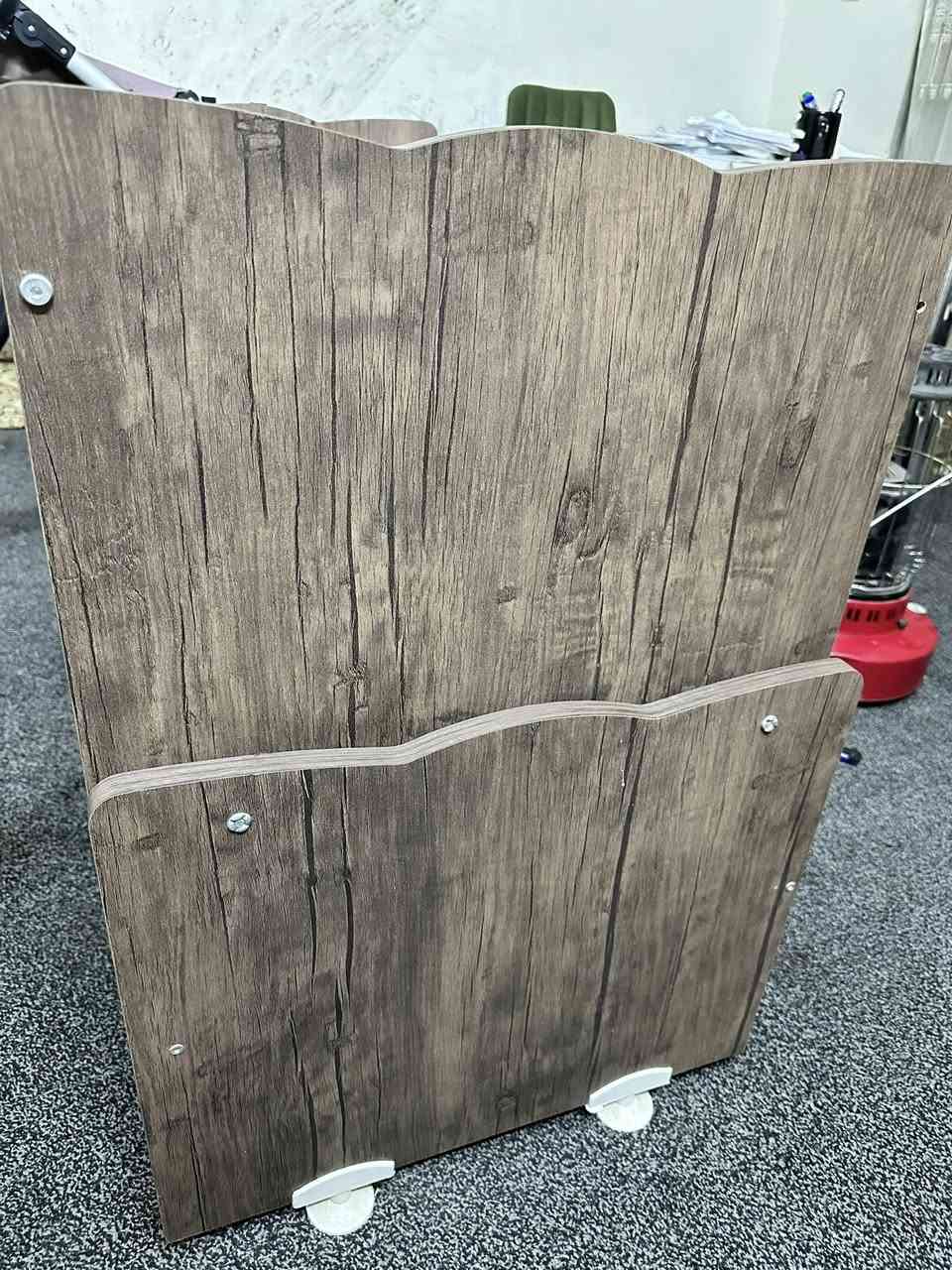 سرير طفل لعمر 5سنه  جديد سعره 125هسه أبيعها 100وبي مجال بسيط غرفه نوم تركي لون صاجي استخدام قليل سعرها سابق مليون و600حالياً مليون و200وبي مجال بسيط مكاني كركوك ***********
