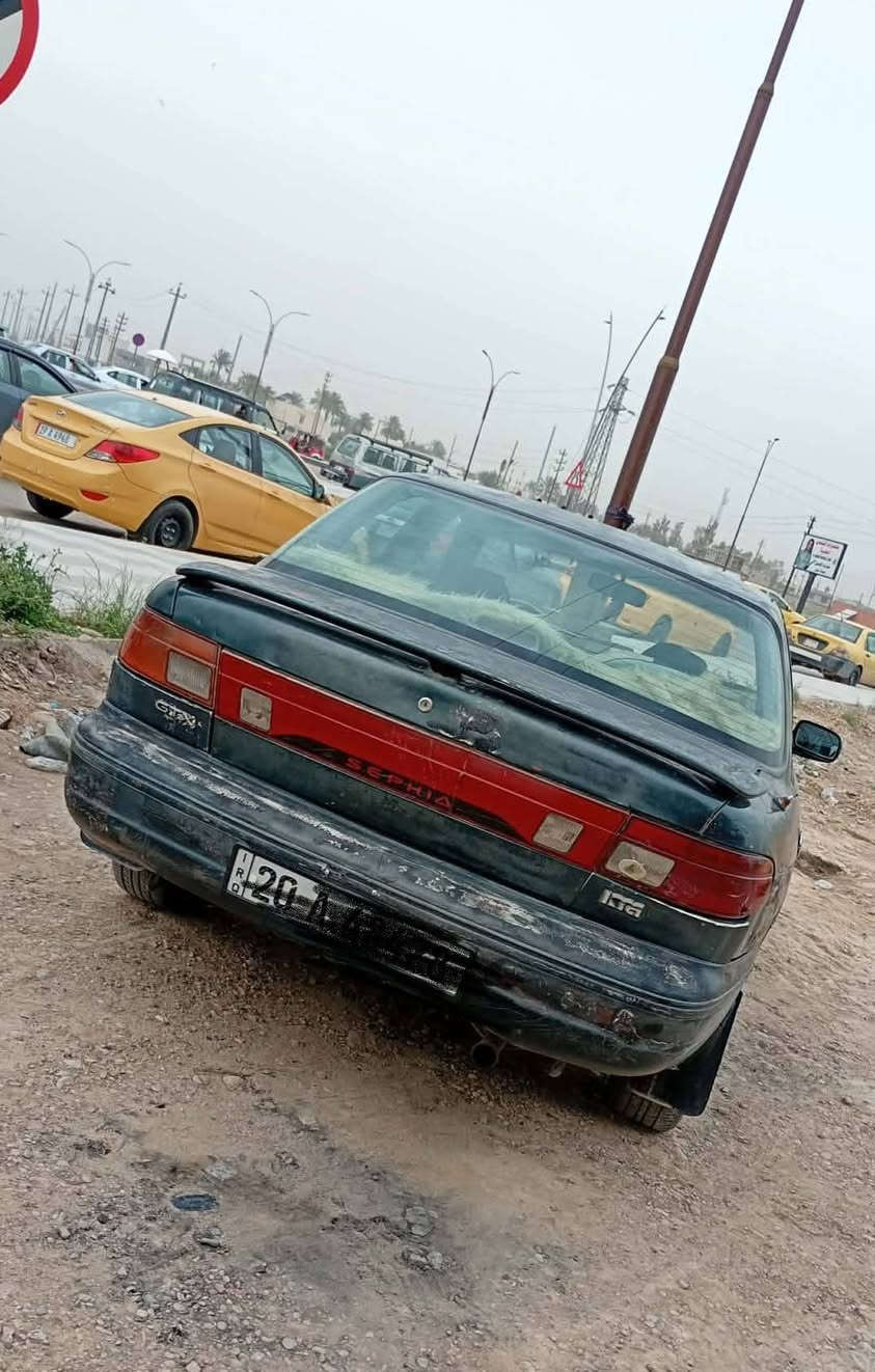 السلام عليكم كيا سيفيا مديل 1993
سيارة باسمي رقم نگليزي سنوة لل2029
صدر امامي خلفي جديد باتري جديد عنبار كلج وبريك جديد محرك وكير خير من الله دوشمه جديده السعر 27بيها مجال شرط التحويل -مكاني ديالئ ناحية السلام ***********
