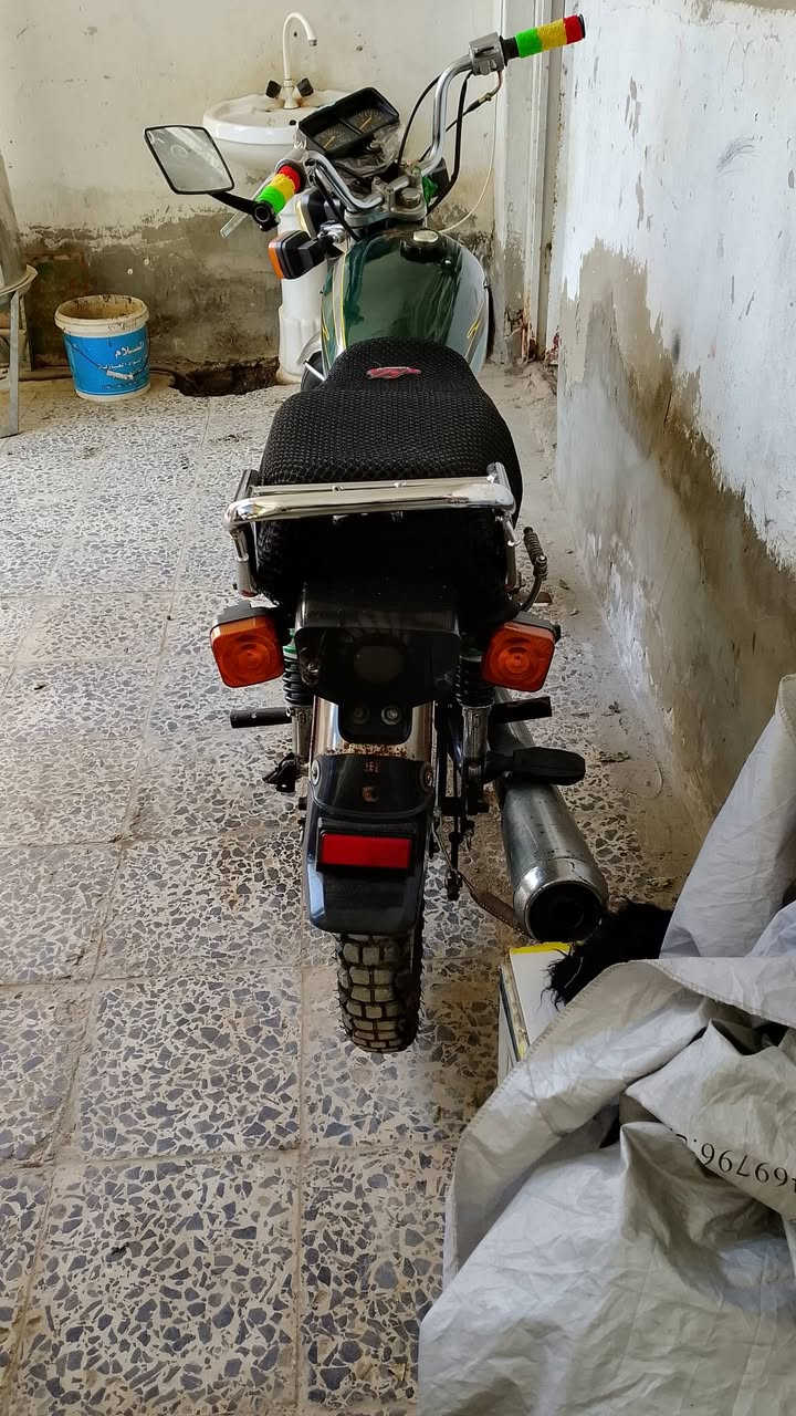 سلام عليكم موجودة دراجة للبيع اربع كير موديل 14الدراجة مكفولة عدة محرك كايمةاوراق أصولي ***********وهاذ الرقم بي واتساب
