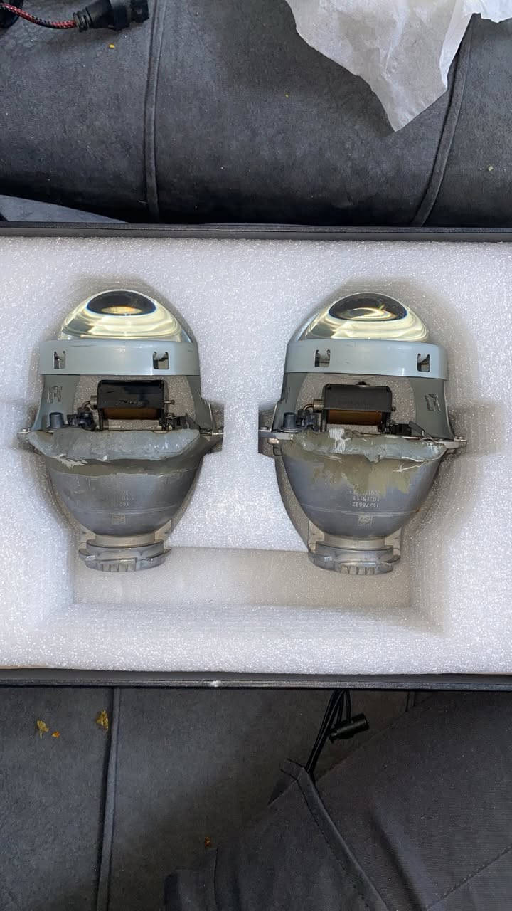 سلام عليكم عدسات زينون بلاديه موبار مال اوباما 2021S للبيع


**إذا كنت صاحب هذا الإعلان وتريد حذفه لأي سبب، رجاءا أرسل رسالة إلى الدعم الفني**