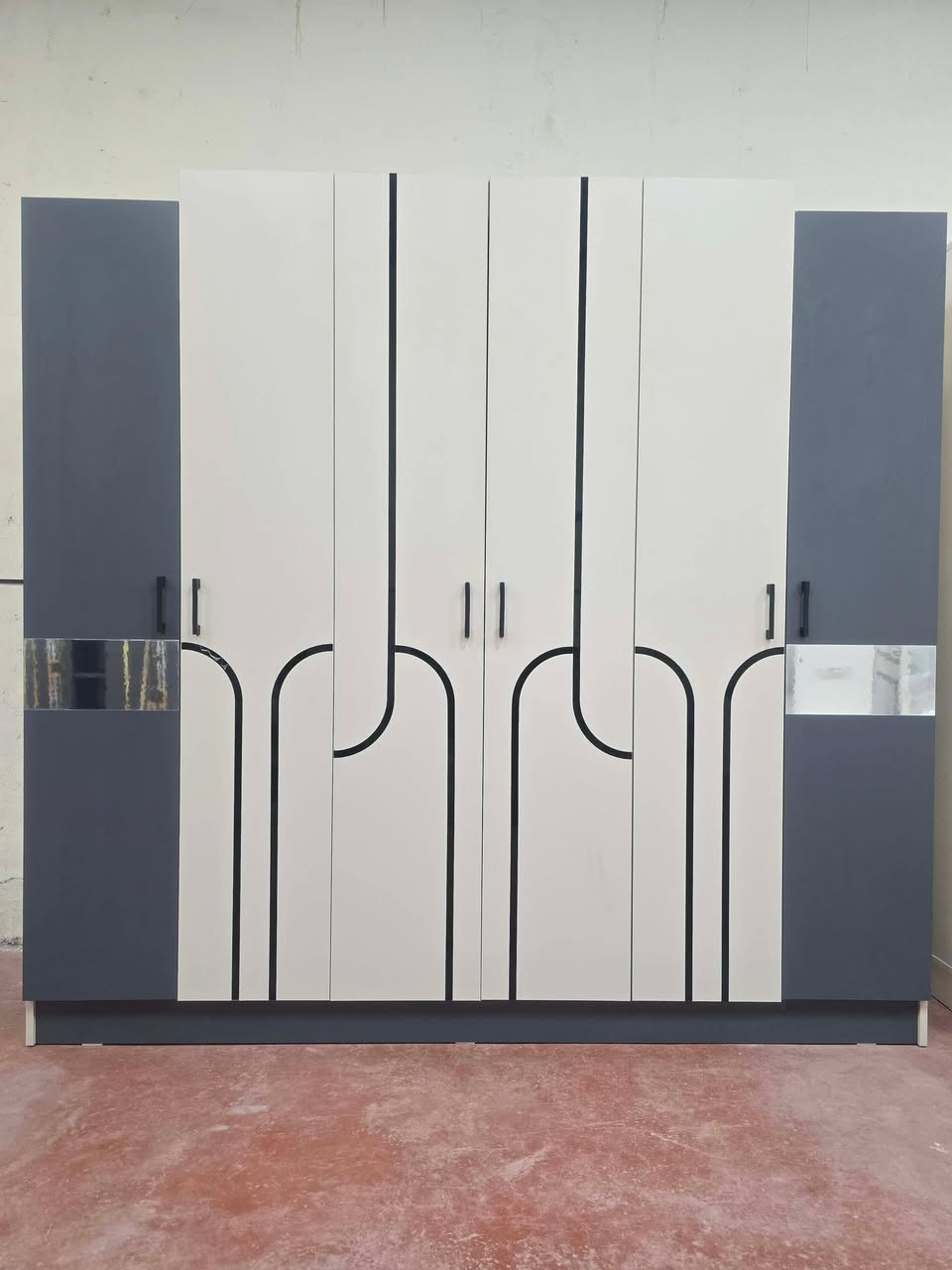 💗🔥 غرفة تركي مستخدم تخبّل 🔥💗
 8 قطع كاملة
💯 نظافة 100%
 🛏سرير مخزن
🚪 نظام أبواب مرتب
💸 السعر 700 قفل
🪛 شد مجاني
🚚 نقل مجاني


**إذا كنت صاحب هذا الإعلان وتريد حذفه لأي سبب، رجاءا أرسل رسالة إلى الدعم الفني**