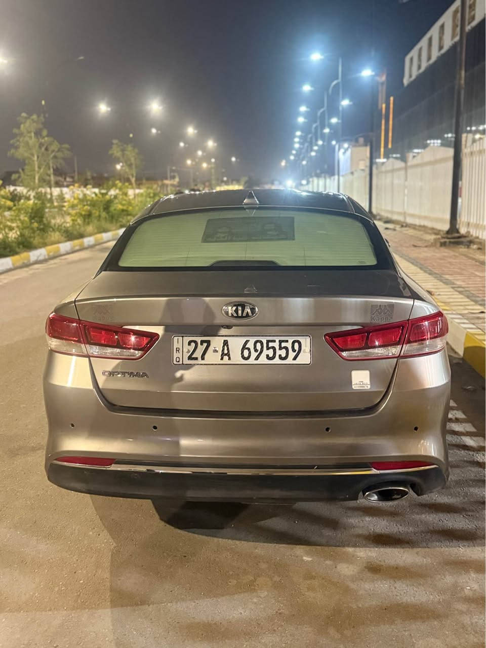 السلام عليكم
كيا اوبتيما موديل 2016 
وارد امريكي السياره داخله كفاله وصورها موجوده وهناه بالعراق بيها بنيد مبدل والهلال الخلفي رش فقط 
مكينه 2400 مكفوله وكير مكفول
سياره على ايدي جاهزه ما نقصها برغي شغل واطلع 3 انضمه قياده سبورت رياضي وعادي وايكو مقلل وقود  فول تحكم استيرن مثبت سرعه شاشة تاب وشاشة قارئ اعطال عالي زنون اصلي اشاير بلمري  ماشية 146 الف السياره بسمي ورقم انكليزي توني شاده رقم ذي قار مكاني ناصرية مركز 
السعر 118 
رقمي *********** ناصرية, ذي قار
