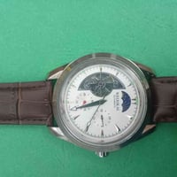 ساعة يد • ماركة