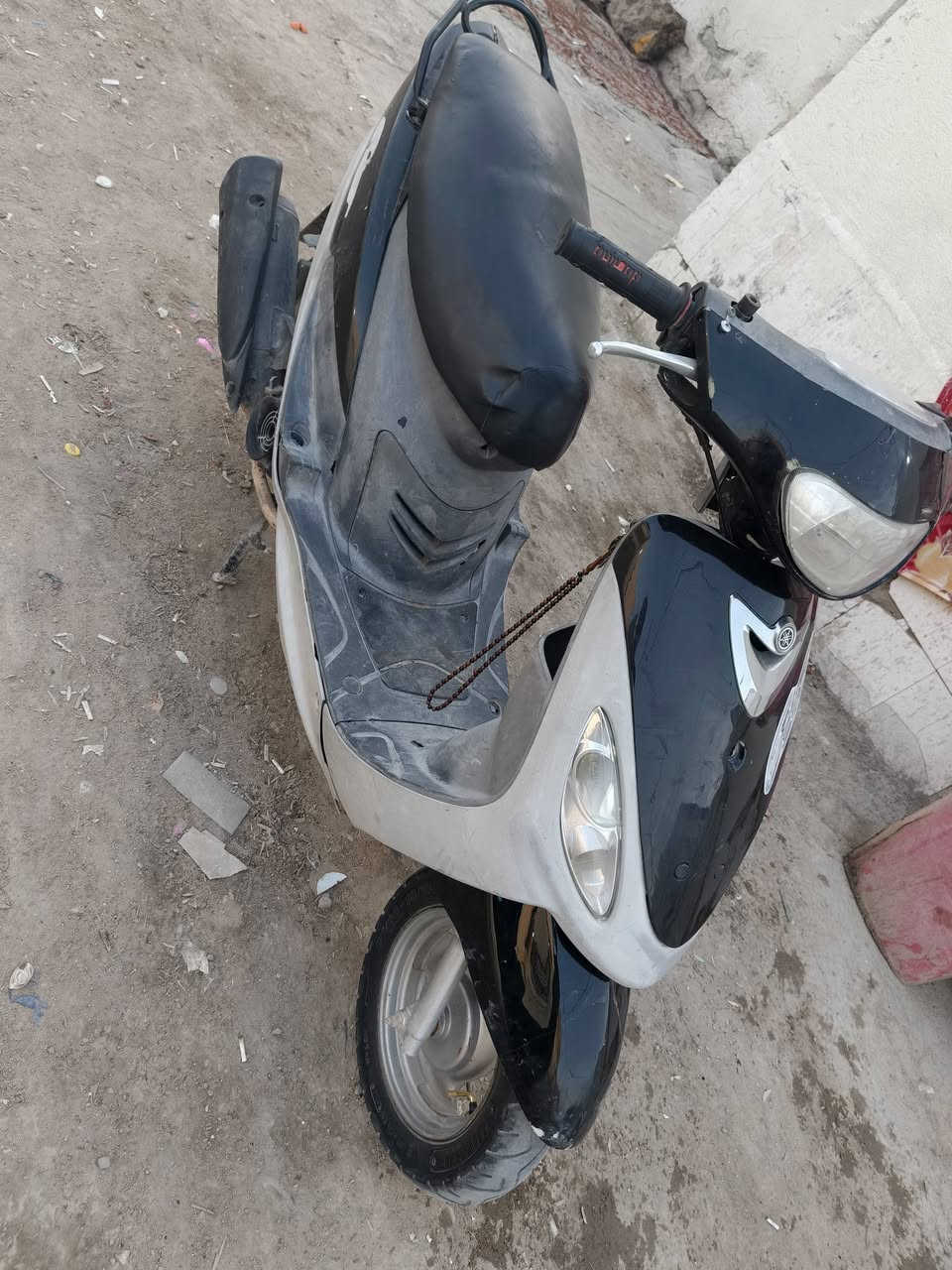 سلام عليكم عمي دراجه 50ول مراه تنفتح سعر450وبي مجال قليل عوز رجز.دراجه تشتغل سالف ***********حي الزهراه قرب شركه الهنديه
