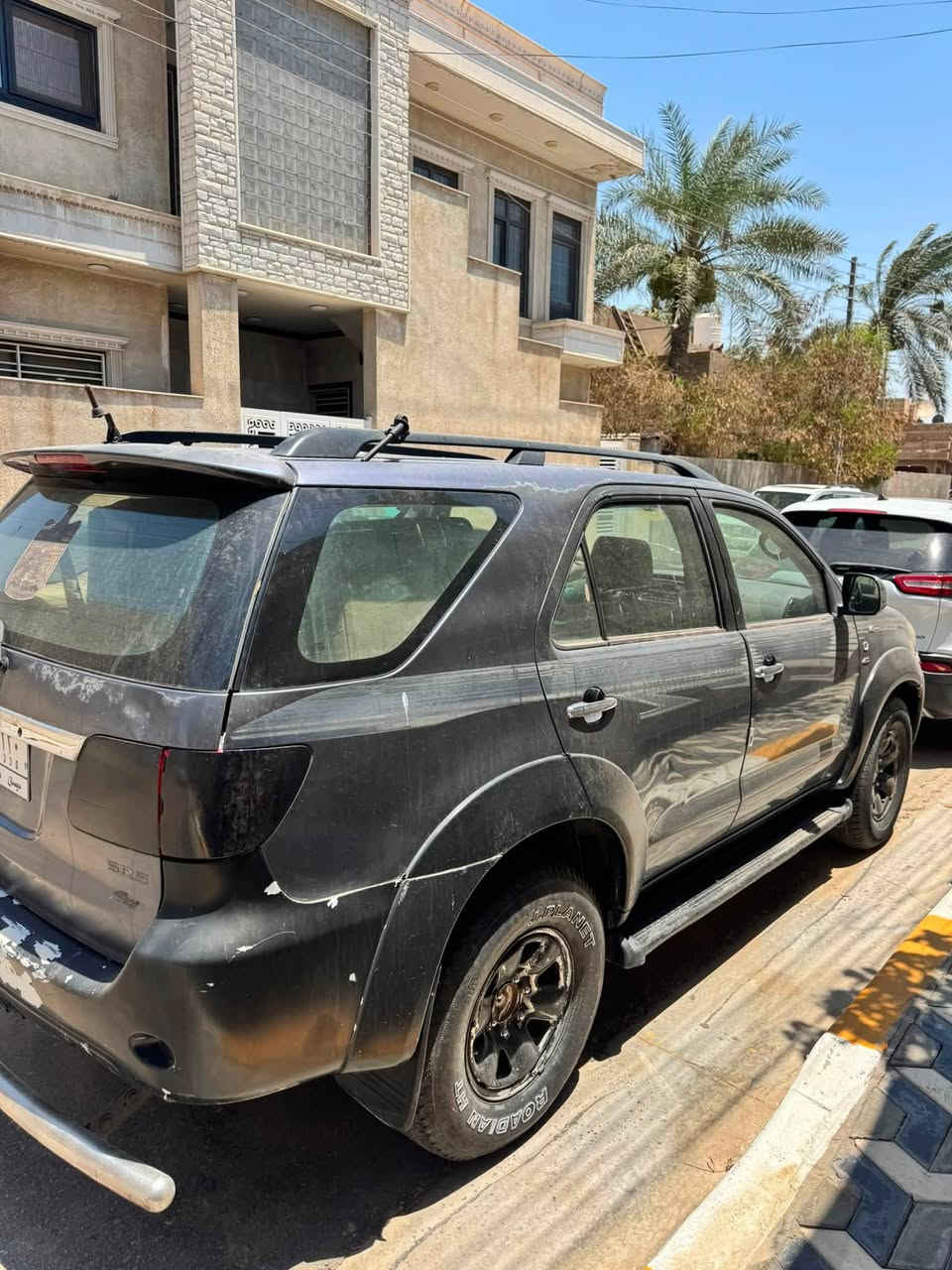 يا الله
السعر 90 ورقة  وبيها مجال 

فورجنر 2006 

محرك 6 سلندر 4000cc

قطعتين تبريد 

لو گير

7 راكب

ما مصبوغة 

كير ومكينة مكفولات 

ممشاها 350 الف 

رقمها ميسان 

1330 A 13

مكلف بالنشر للاستفسار 

***********
