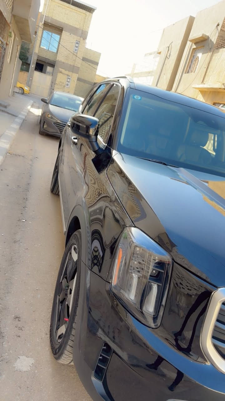 كيا تولرايد  موديل2023 للبيع او مراوس

لون مميز 

فول مواصفات 

فتحة 

كشنات جلد كهرباء تدفئة تبريد 

كشنات خلفية منفصلة Vip

سستم سماعات 🔊 هارمن كارد 

شاشة كبيرة 

مري شفط 

مري قلابة 

شاشة دجتل كبيرة 

5 وضعيات قيادة 

حساسات امامي خلفي 

رادارات 360 درجة 

رادار امامي تفاعلي 

نظام تحديد مسار 

نظام نقطة عمياء 

اوتو هولد 

سايد بريك بصمة 

شحن لاسلكي 

نظام ابل كاربلي 

7 مداخل USB

تحكمات ستيرن 

لدات داخلية محيطية كل ألوان تتغير بلادية 

نظام تبريد مناخ منفصل 

تبريد مركزي 

لايت 4 عدسات اوتو 

نظام محافظة عل طفل مايفتح باب خلفي حال عبور سيارة 

صندوق كهرباء شفط 

نظام اوامر صوتية 

ويل حجم 20 

محرك 3.8 

كير 8 

وبعد بيهة هواي مواصفات 

ماشية

حادثها :- فقط بنيد صبغ بدون دواخل 
ايرباك دركه فقط وراجع سستم 
رقم بغداد باسمي 

استفسار اكثر ومعرفت السعر اتصال عله الرقم 
***********
