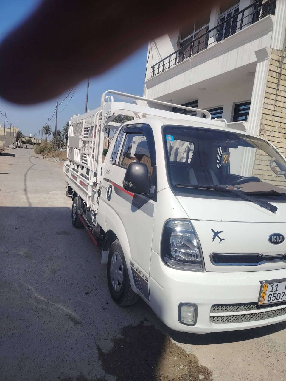 سلام عليكم كيا حمل موديل 2021سنويه بسمي بيه ظربه بربع خفيفه كير مكينه تخم تأير كله جديد هزه جديده كامله مكمله مكان دوره لايت زنون اكرر سياره بسمي ***********ابيع وذا مراوس فونتيره جديده اراوس سعر 135
