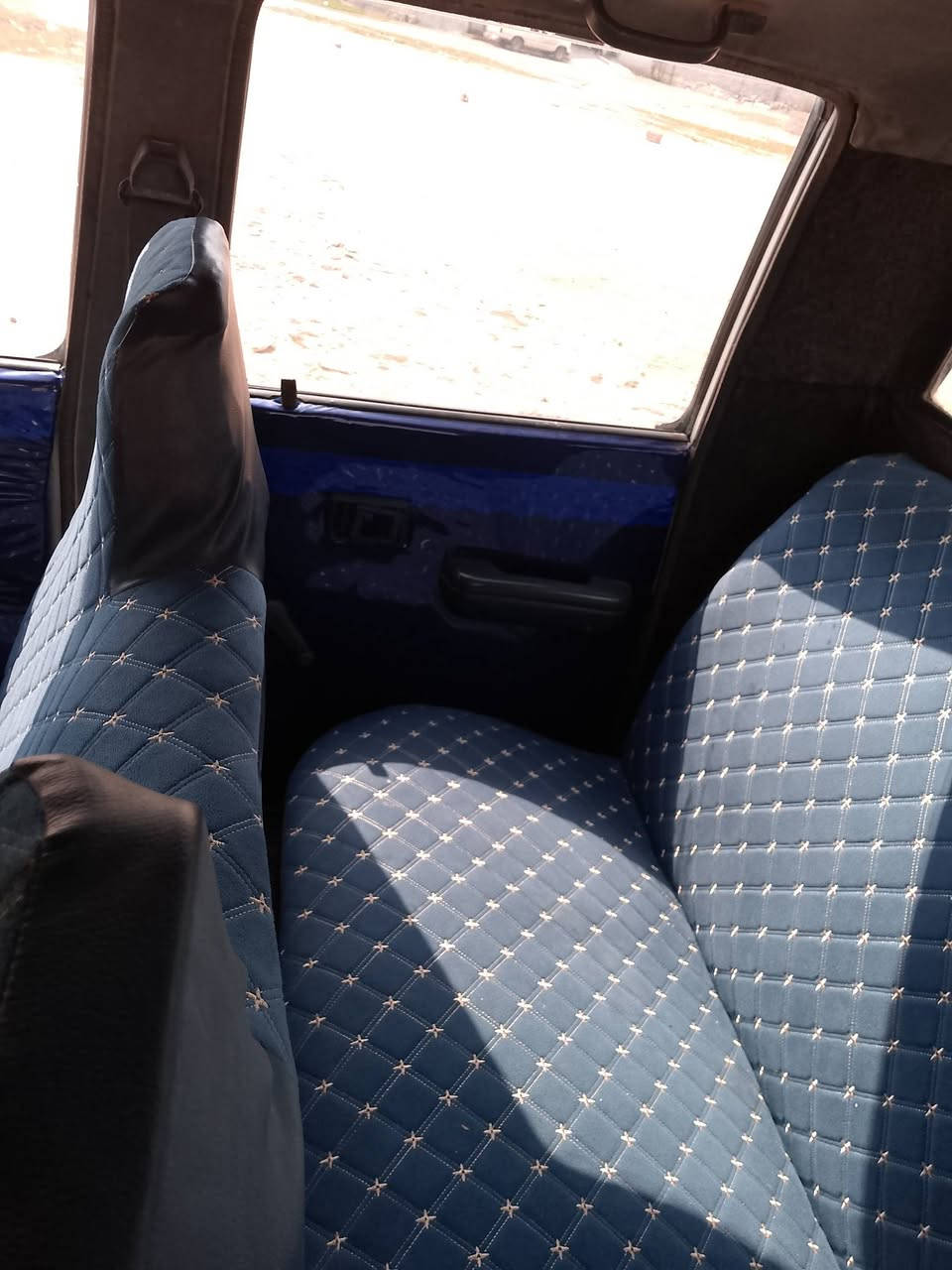 للبيع بيكم 92 دبل رقم بغداد انكليزي بسمي سنويه لال 29 
السعر 68 وبيها مجال المكان كركوك الحويجه ***********
