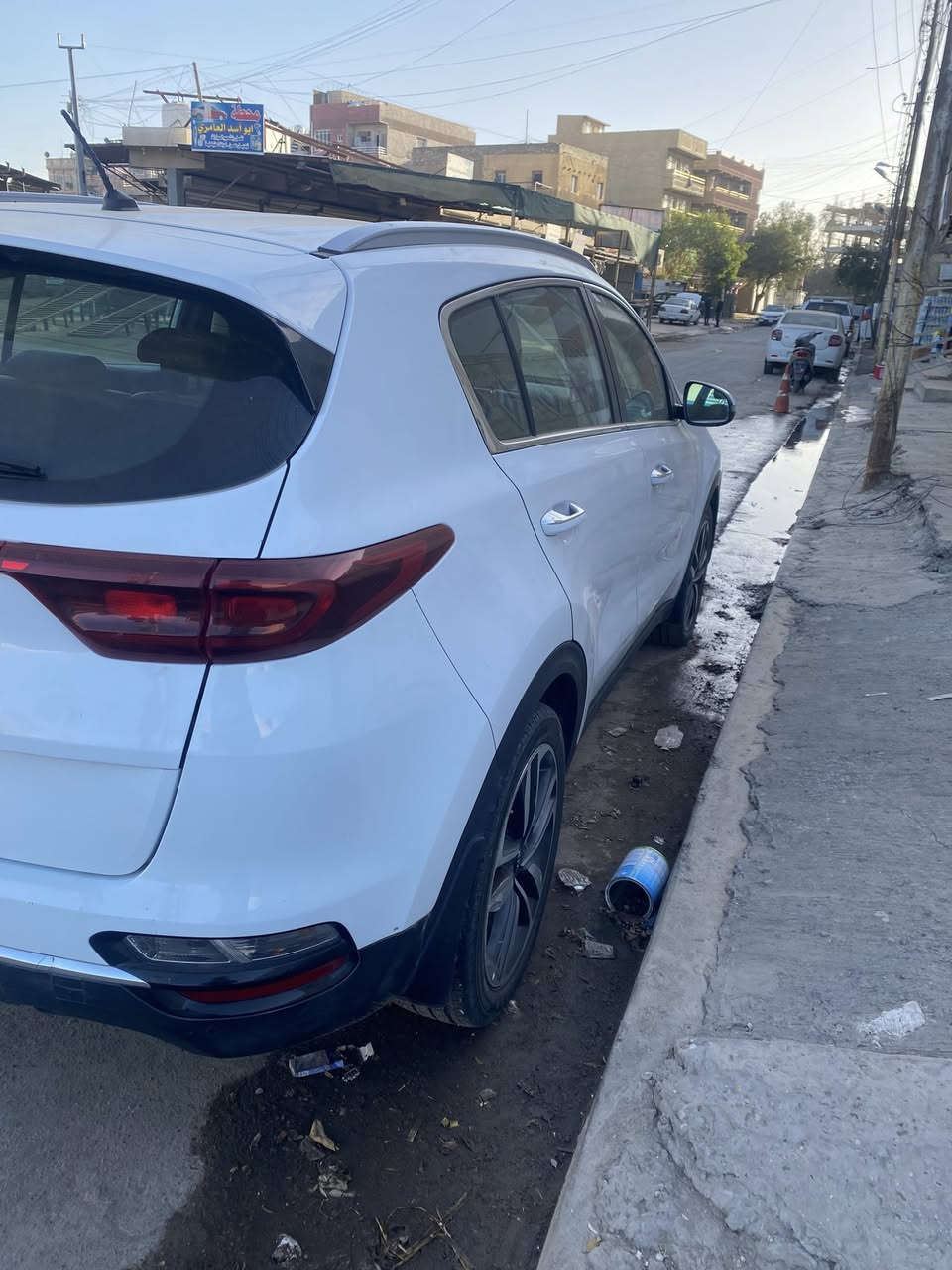 سلام عليكم
اخوان للبيع أو مراوس حسب القناعه  
KIA :SPORTAGE
السياره وارد خليجي 
بيه ملاحضات بسيطه  
المشه مالته 142900km
السياره رقم بغداد بأسمي 
يعني تحويل ثاني يوم السعر خاص 
رقم الهاتف 
1-***********
2-***********
