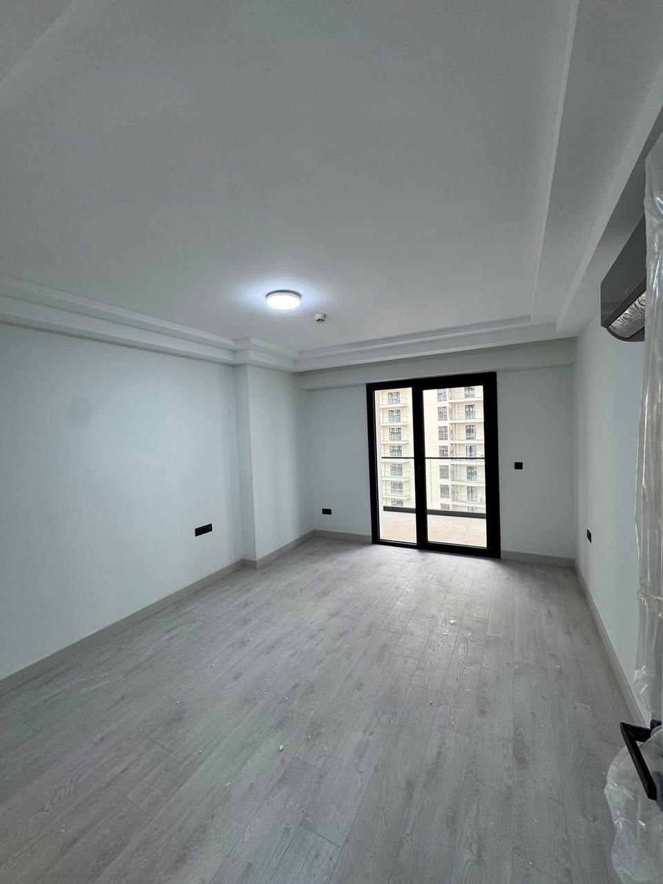 Rami tower - رامـى تاور
( شقة  للأيجار /  بۆ کرێ )

غرفة وصالة + مطبخ مفتوح 

1+1    105م

0750 099 89 89

عقارات مۆنیتەر Monitor Real Estate
