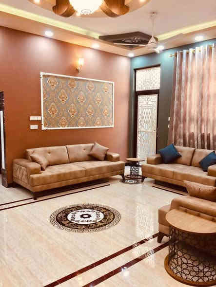 🔴🔴
(بيت للبيع 700 متر بناء حديث درجة اولى بسعر مناسب) 

الموقع: السماوة / خلف جامعة الإمام الصادق عليه السلام الأهلية.

المساحة: 700 متر زراعي إقرار محكمة.

تفاصيل العقار:  
طابق واحد ونص بناء حديث فول مواصفات بناء درجة اولى مساحة البناء 360 متر يحتوي على 3 غرف نوم 
2 بالطابق الاول و غرفه واحده كبيرة بالطابق الثاني وصالة عدد 2 وبراني ومطبخ ومجمع صحيات عدد 2 وكراج للسياره .

السعر: 195 مليون مع المجال. 

للأستفسار أكثر مراسلتنا ع الخاص او رقم الواتساب( *********** )
