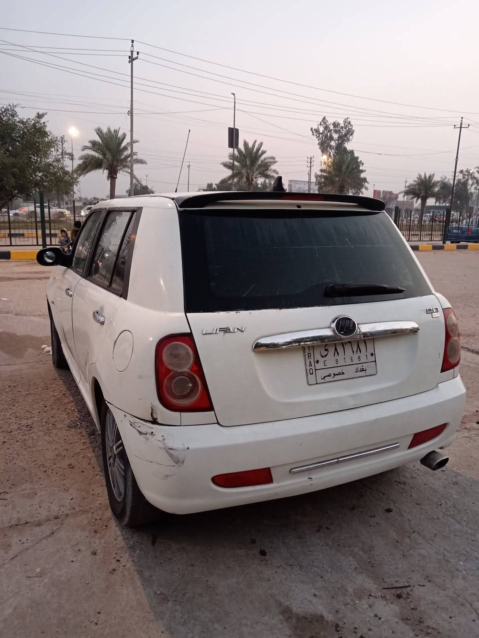 السلام عليكم للبيع سيارة ليفان
مديل13 سنويه لل27
السعر 35
الهاتف:***********
