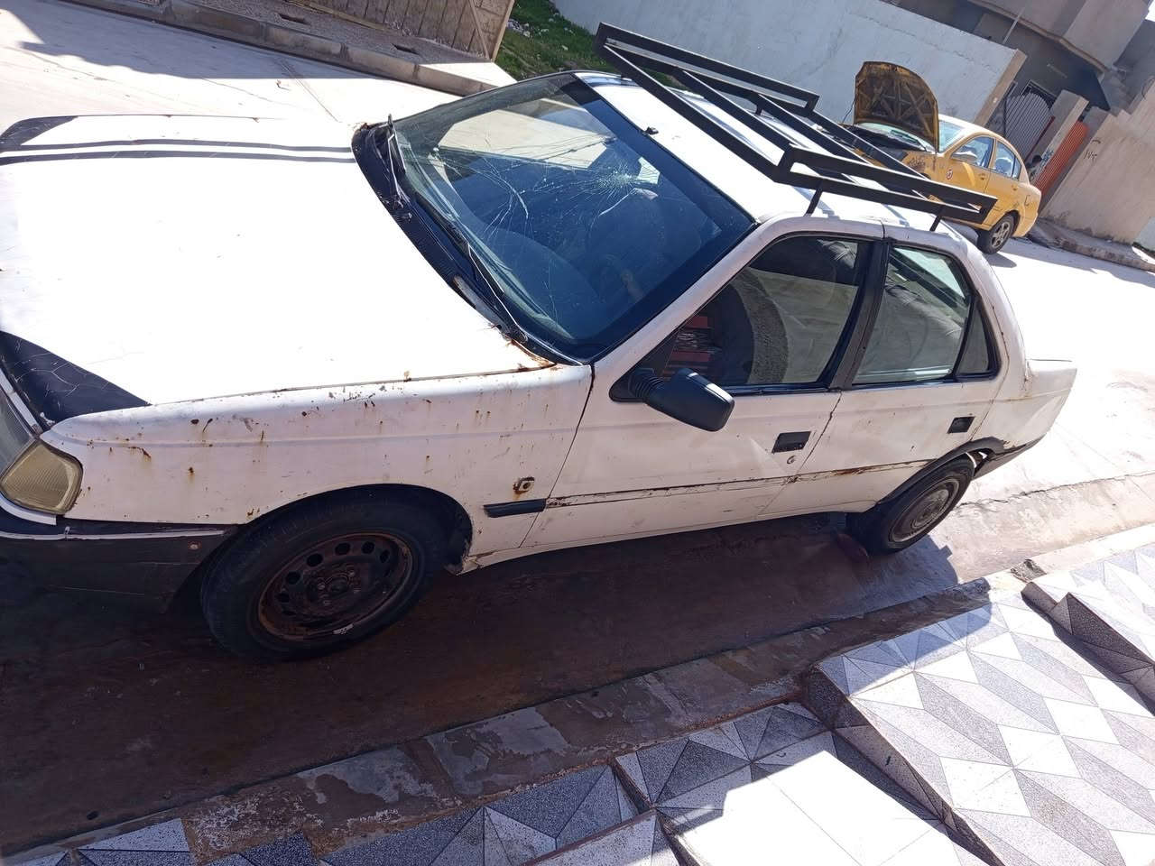 السلام عليكم بيجو روى رقم ديالى مشروع الوطني سنويه عضم وشرط التحويل والوكاله السعر 15 ورقه وبيها مجال للاستفسار اتصال ع رقم *********** ***********
