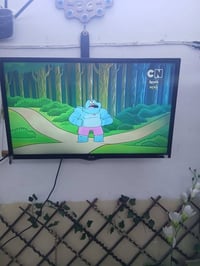 ابلازمه ال جي اصلي حجم 32 سعرها 70 وبيها مجال للشراي بدون نت 077079435...