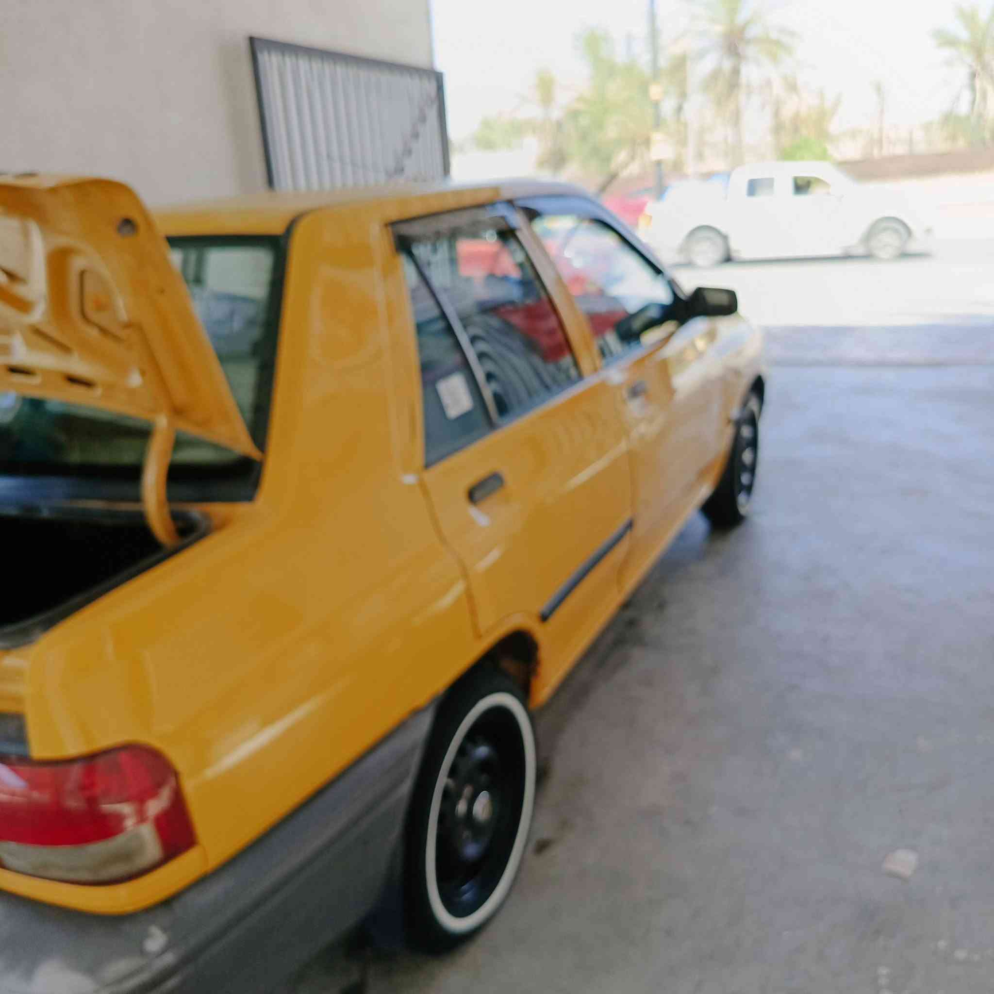 سايبا 15كير مكينه تبريد خير من الله شواصي بلاد كهربائيات بلاد صدر امامي خلفي جديد  برغي نقص مابيها بوجهك للشارع سونارها موجود شوفه وحكم
تخم تاير خط ابيض جديد بيها مكانات بارد وبالباب تصليح خياس شي قليل السياره معروضه ب34وبيها مجال بسيط مكاني بغداد و كربلاء اتصل وتدلل خاص ما اجاوب ***********

