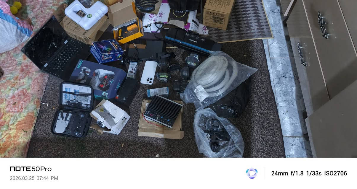 سلام عليكم غراض منوعه للبيع سعر ١٥٠ توصيل ماعندي حته طباخ بي اجهزه اشكال بي


**إذا كنت صاحب هذا الإعلان وتريد حذفه لأي سبب، رجاءا أرسل رسالة إلى الدعم الفني**