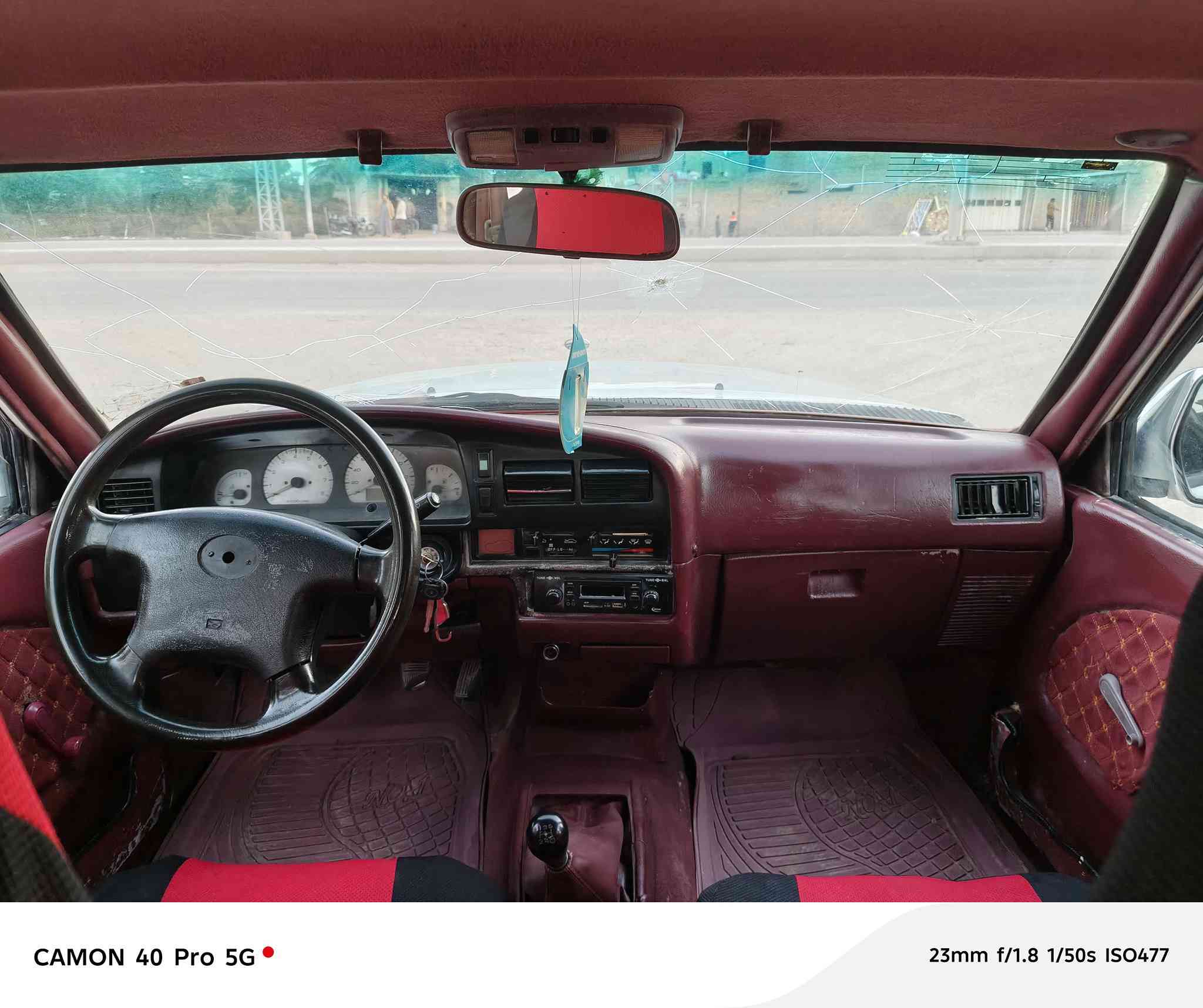 اسلام عليكم بيكم دير للبيع موديل 2006 رقم واسط سنوية مجدده 2028 مكفوله كفاله عامه ضربه تبديل كير محرك اكسن شاصي كهربائي حداديه داخل جديد ونضيف المكان ديوانيه السعر 42 وبيها مجال بسيط للاستفسار اتصل‏‪***********‬‏
