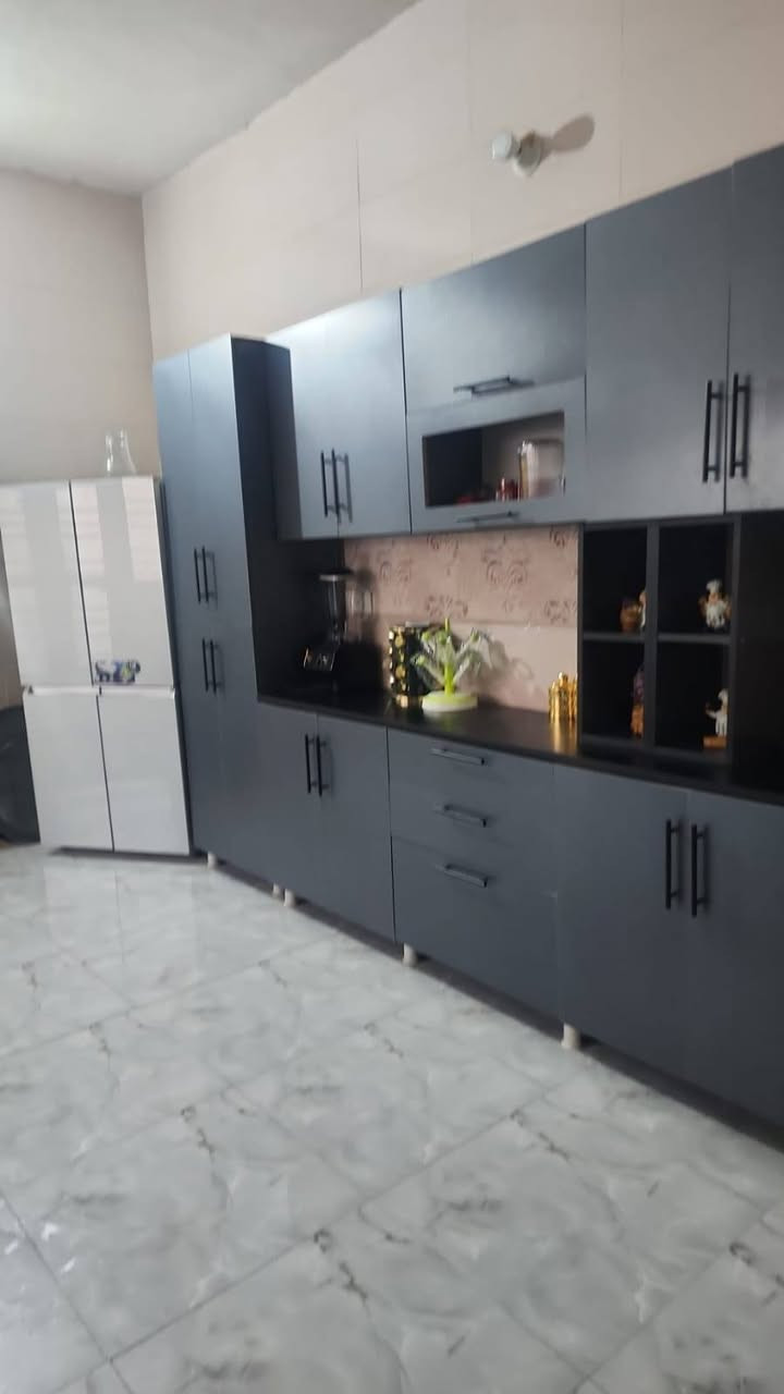 بيت ٣٠٠ متر طابو ملك صرف منطقة الخالص للبيع 

يتكون من أربعة غرف و صالون و حديقه مع الاثاث صاحبته تريد تبيعه بداعي السفر و العلاج 
تفاصيل أكثر واتس 
***********
