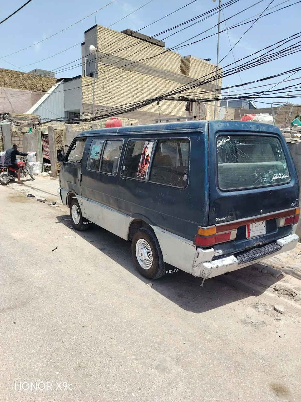 كيا بستا للبيع جاهزه نقصها عيونه وصينيه موديل 94 اتكفل سرقه وعشائر رائعيها بغداد ماواصله مكاني نجف مكلف بنشر هاذ رقم صاحب السياره ***********
